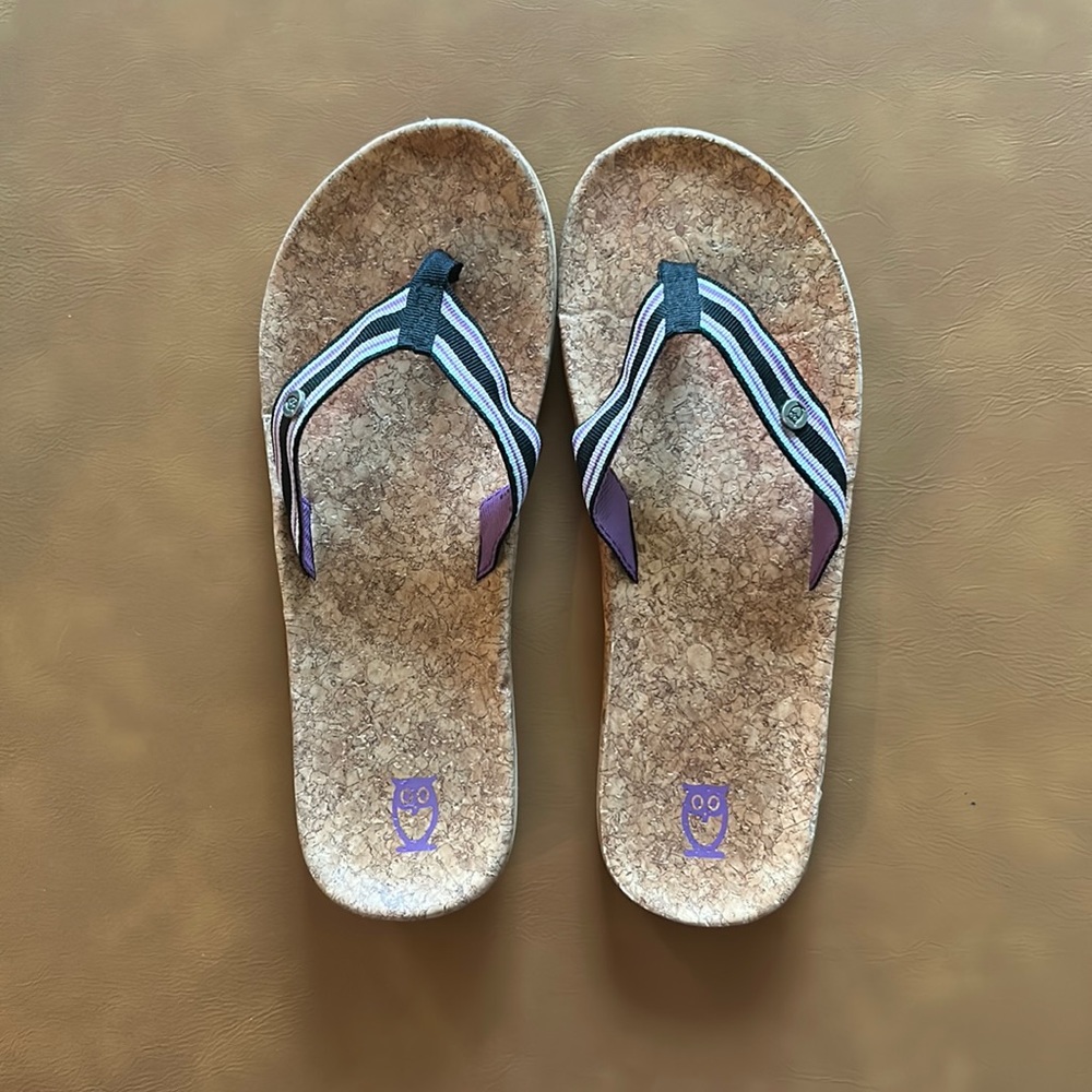 Women’s summer flip flops cork bottom